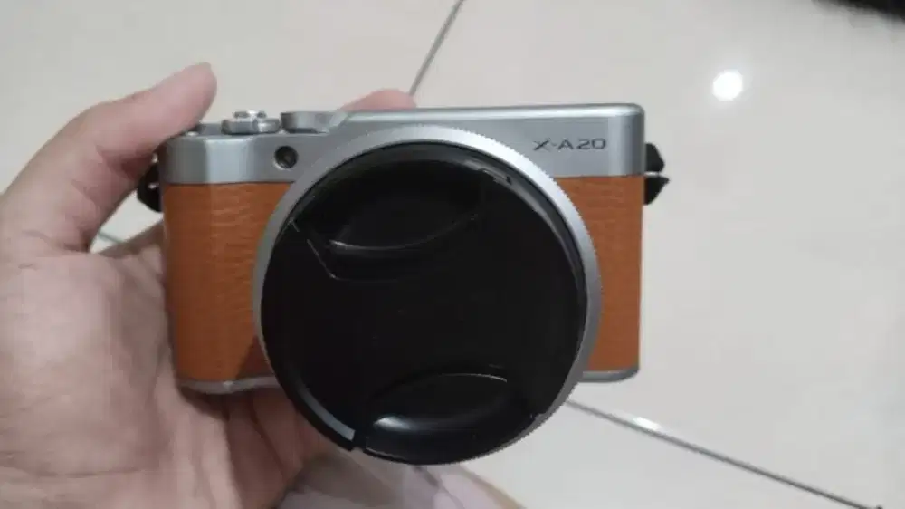 Fujifilm X-A20 miroless