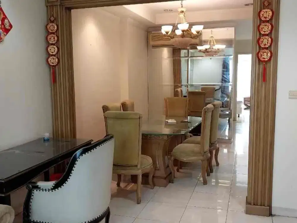 Dijual apartemen gading resort residence MOI kelapa gading 3+1 kamar
