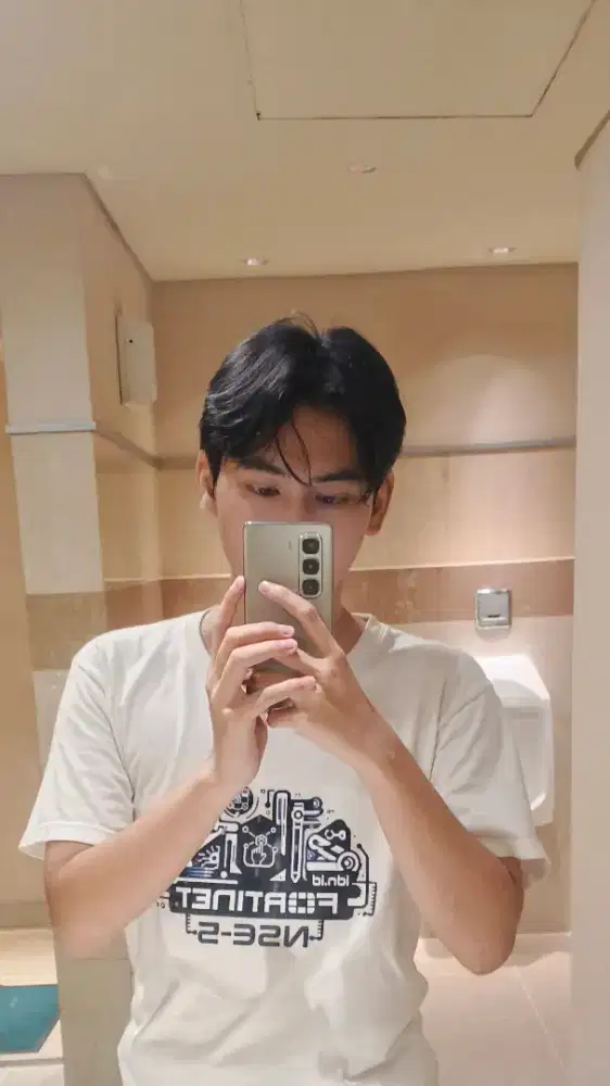 Hi, need job right now.