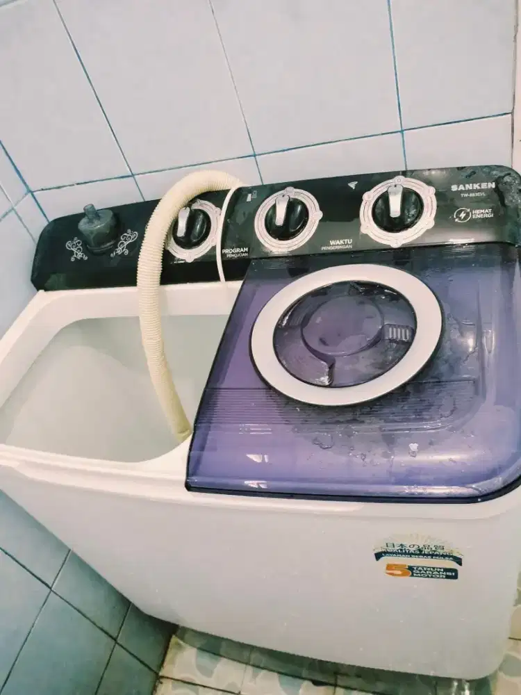 Mesin cuci 2 tabung sanken