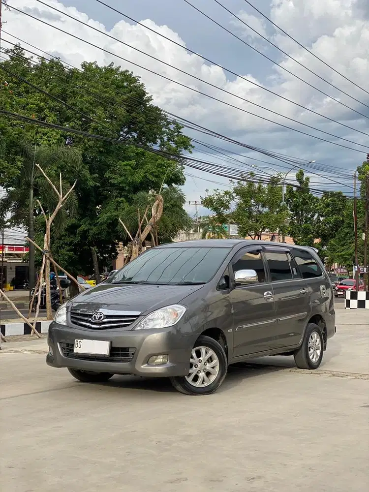 [Antik] Toyota Innova G Matic 2010 2011 bensin 2.0