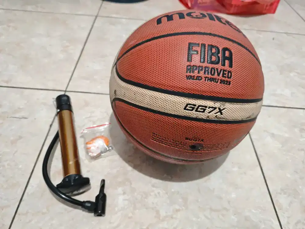 Bola Basket GG7X