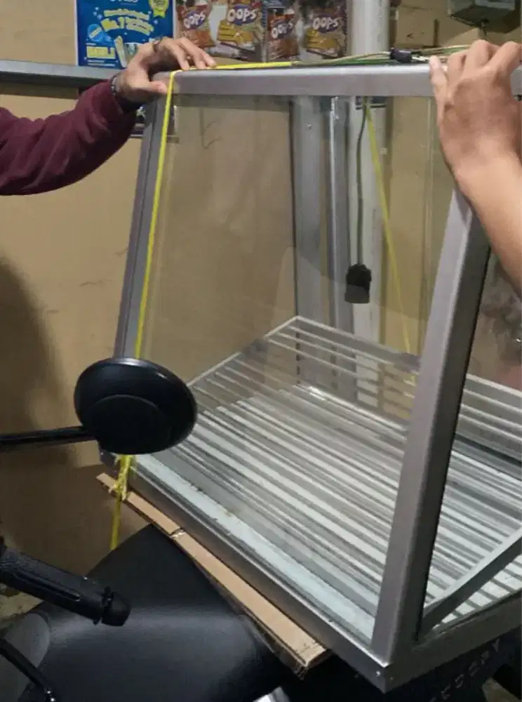 etalase fried chicken