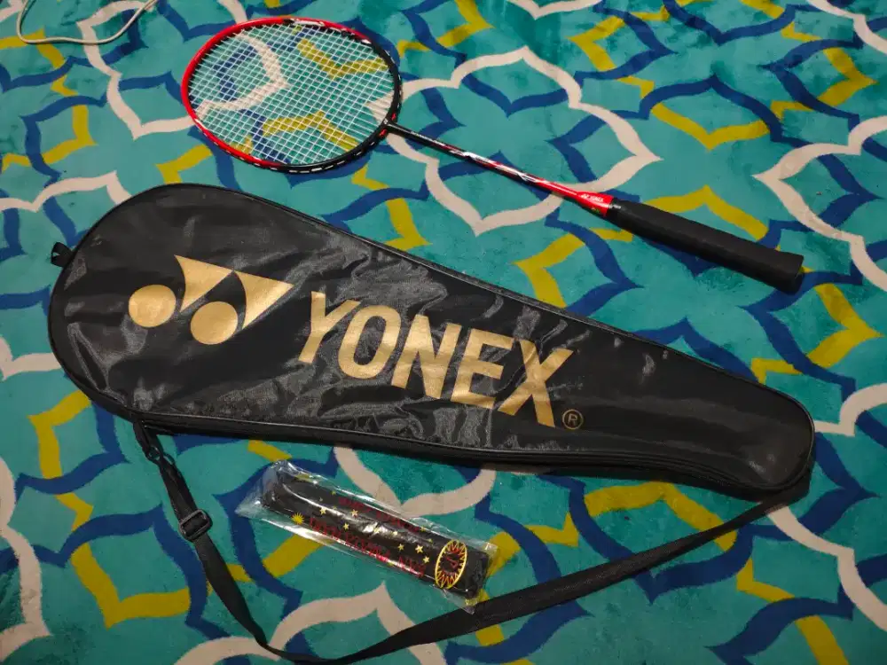 Raket Badminton Carbonex
