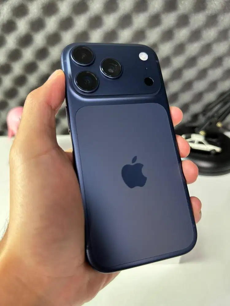 iPhone 17 Pro 256gb Deep Blue iBox