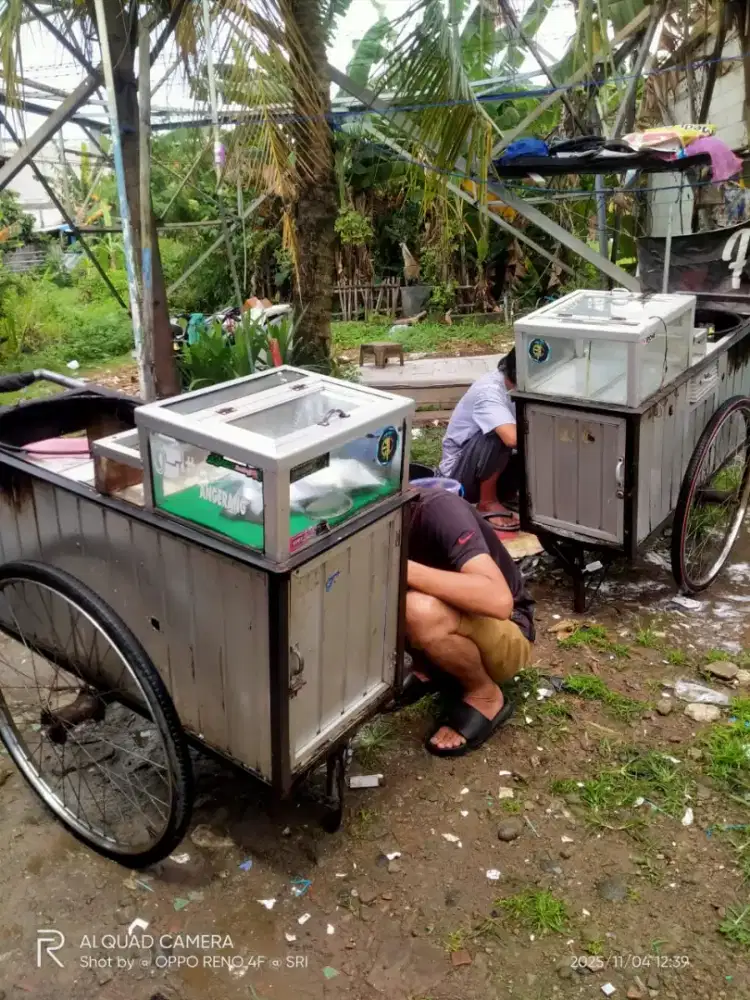 LOWONGAN KERJA JUALAN TAHU BULAT