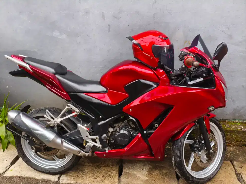 Honda CBR 150 2015 lengkap