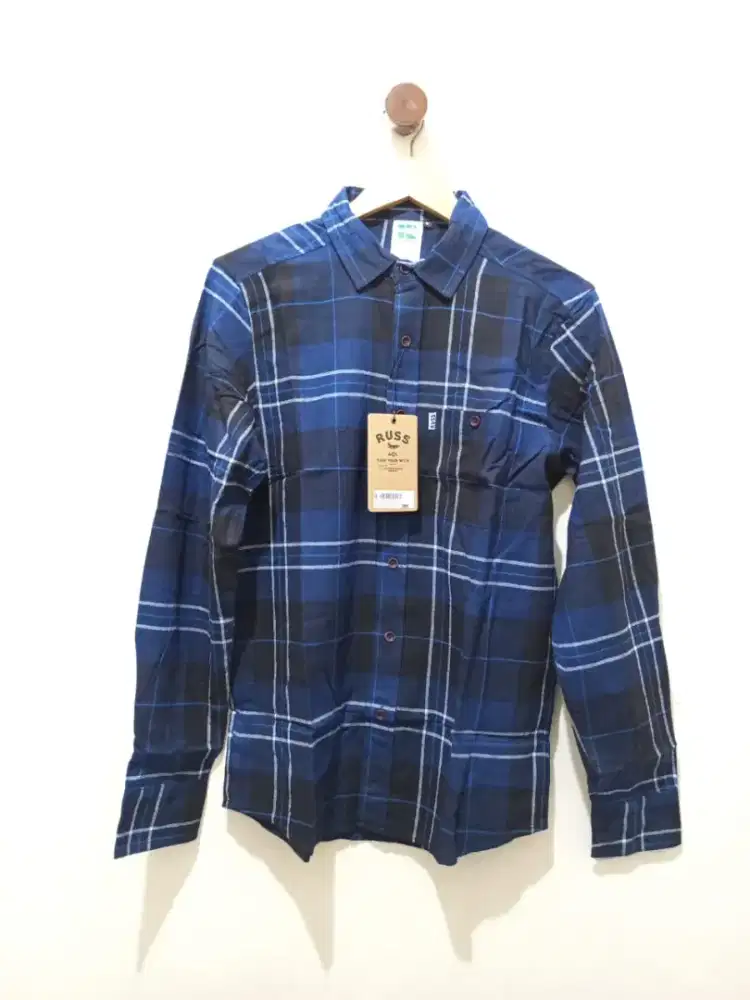 Kemeja Atasan Pria Distro