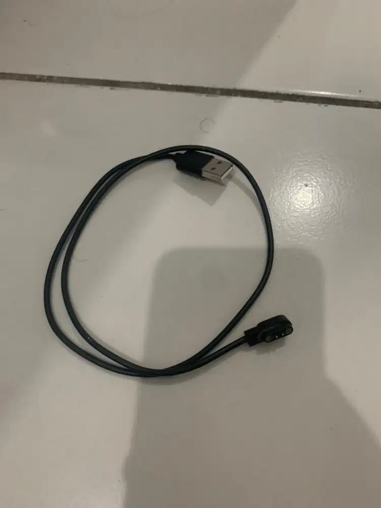 Kabel charger smart watch