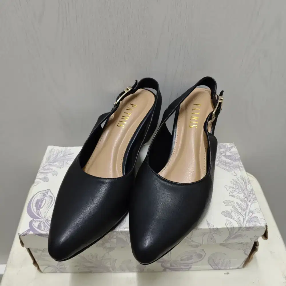 NEW Patris Lenora Heels