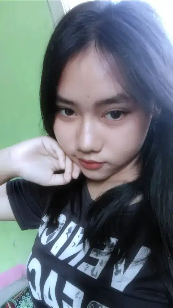 Mencari pekerjaan untuk bagian di sales.