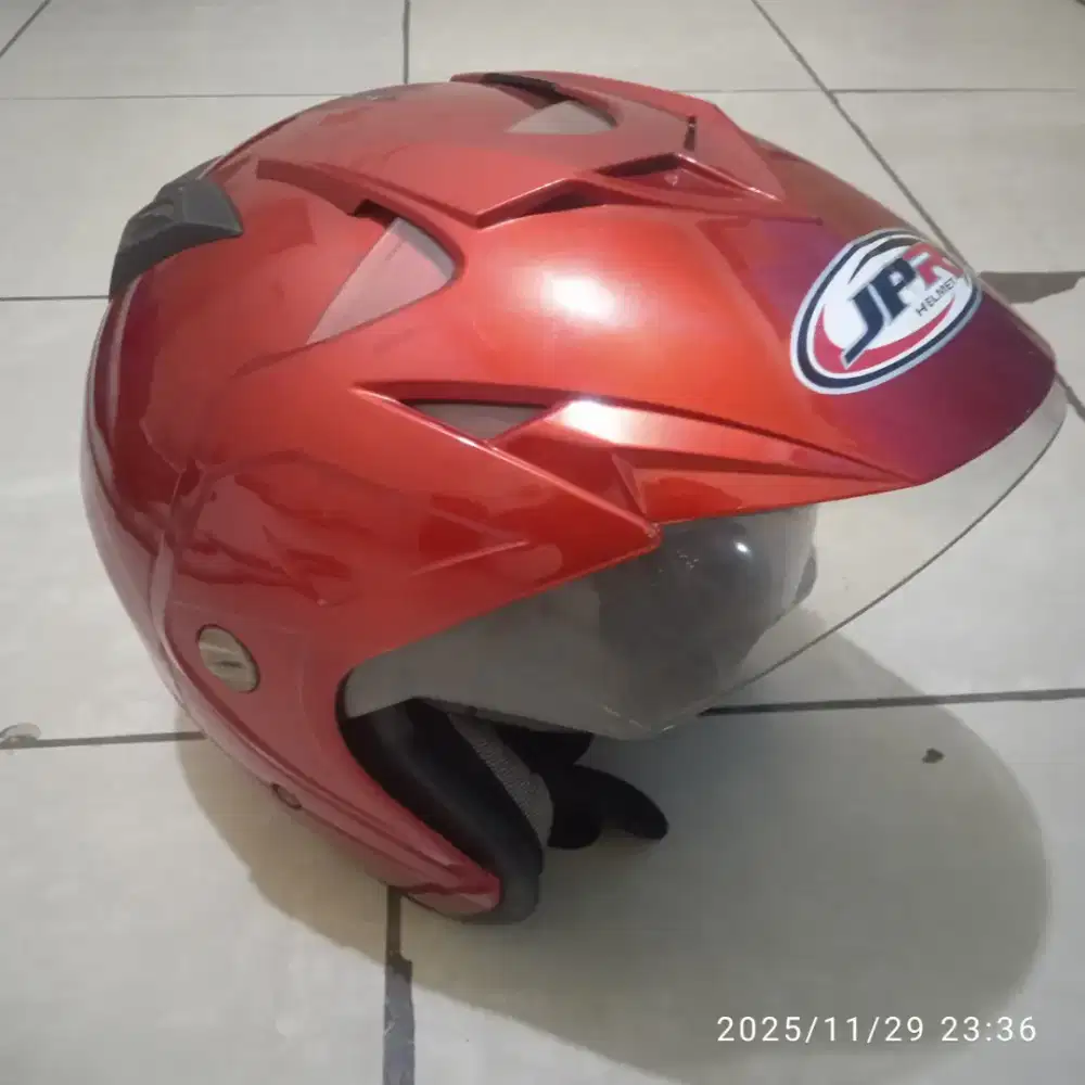 Di jual helm seken layak pakai
