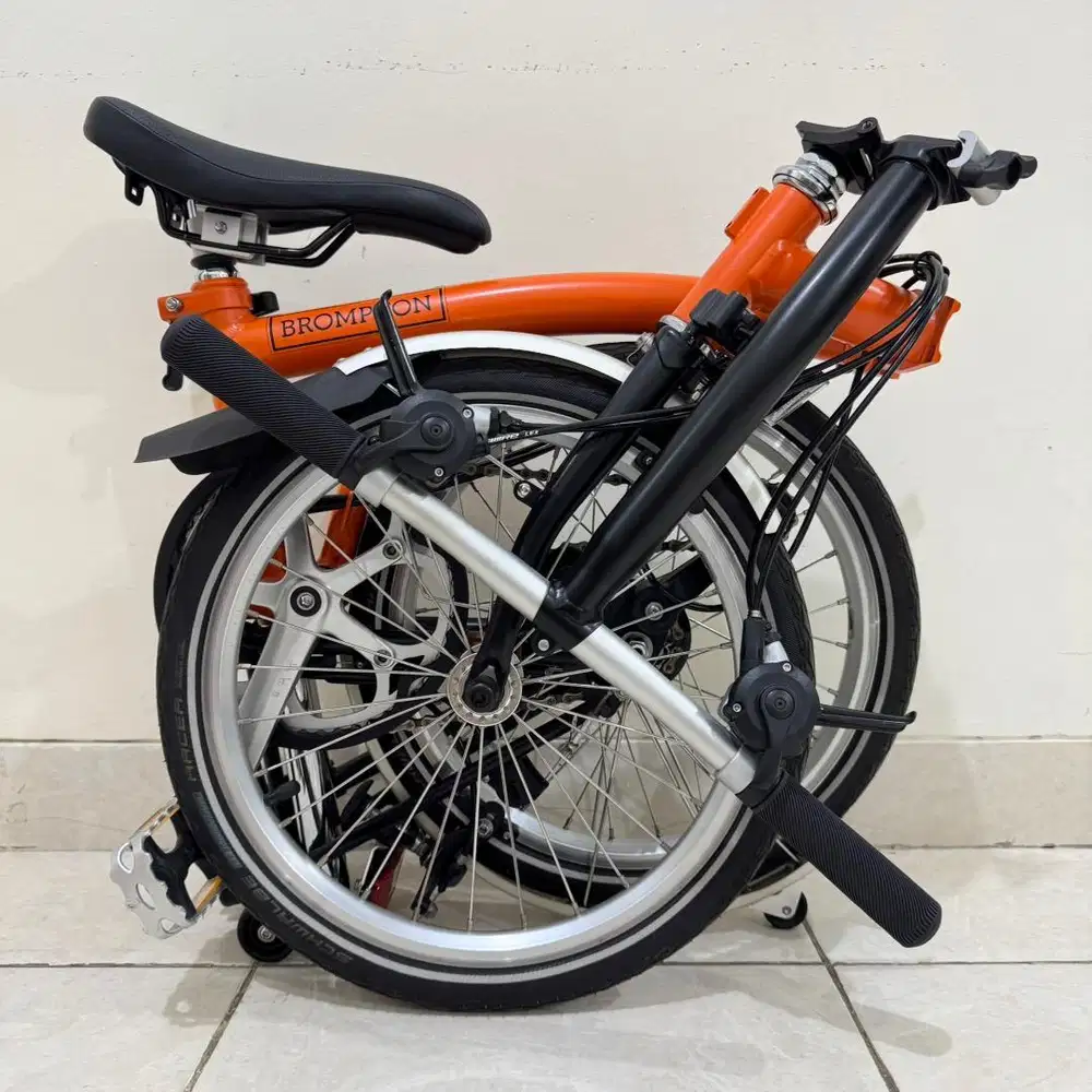 BROMPTON S6L SIGNAL ORANGE BLACK 2020 - LIKE NEW