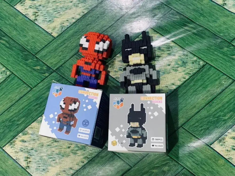 Mainan Rakit Superhero Batman & Spiderman Preloved – Lengkap & Mulus