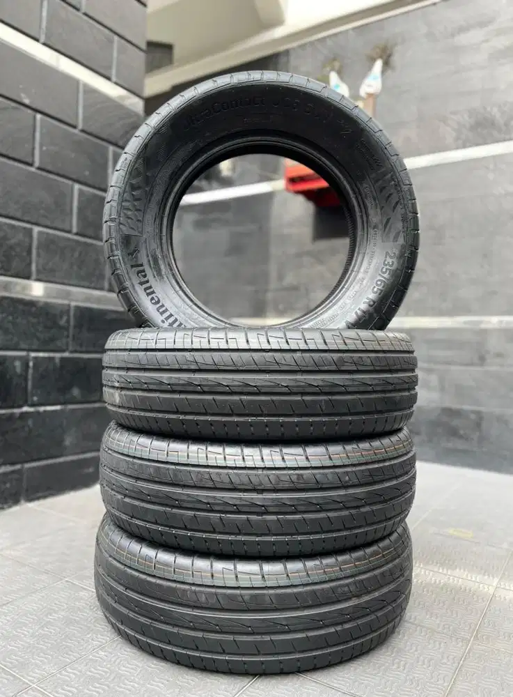 235 65 17 Continental Ultra Contact UC6 CR-V Captiva Santafe Tucson