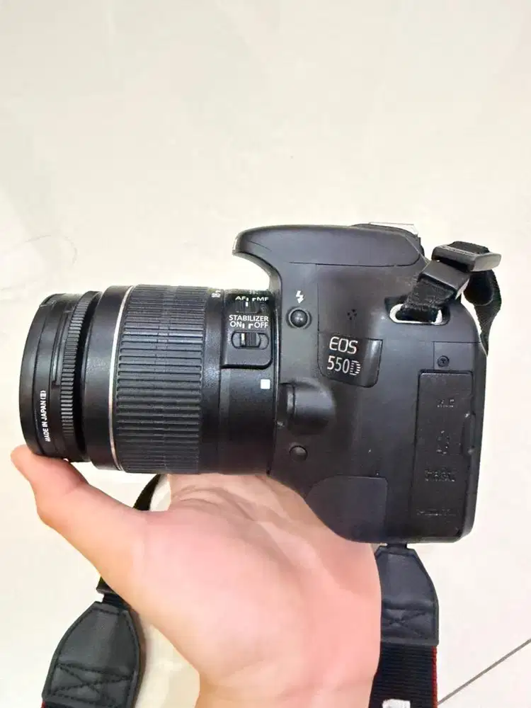 KAMERA CANON EOS 550D