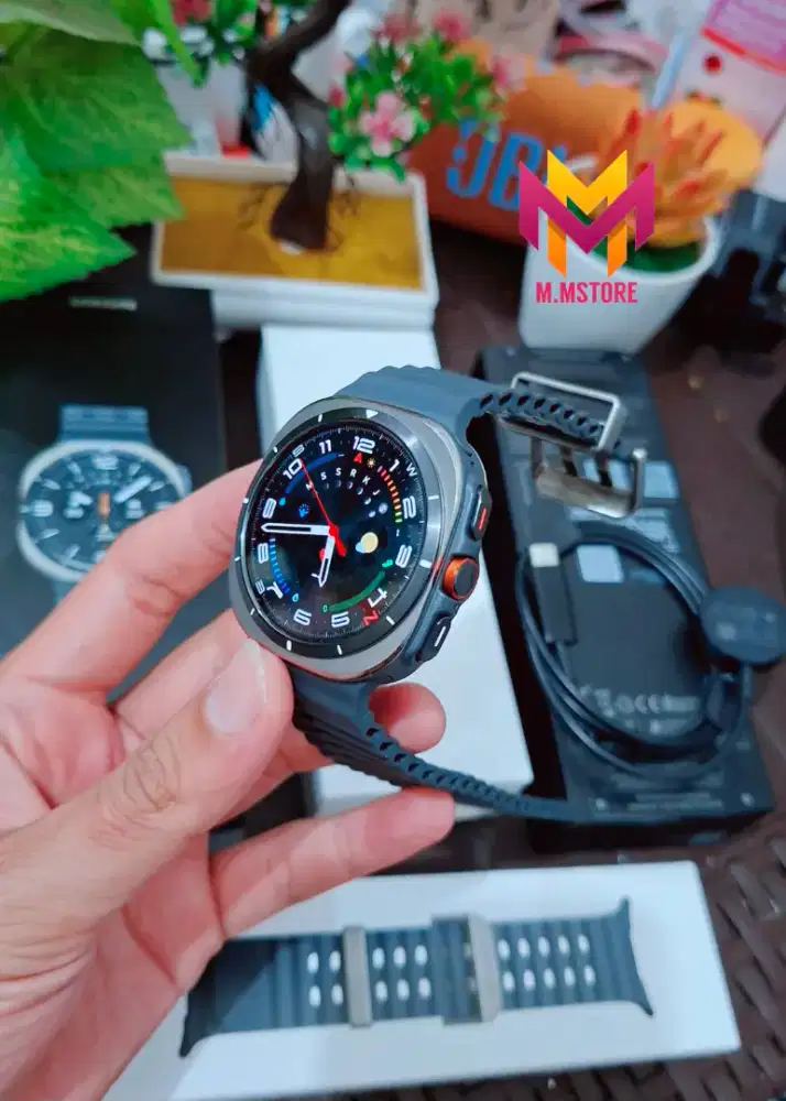 Samsung Galaxy Watch Ultra 47mm Titanium Silver Garansi on Smartwatch