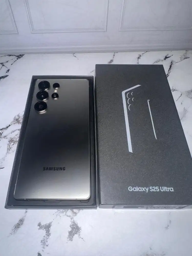 Samsung S25 Ultra 12/512GB Like New Fullset