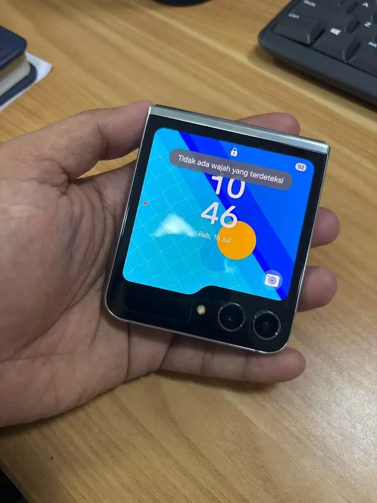 Z Flip 5 8/256 mulus