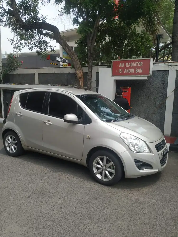 Suzuki Splash AT 2015