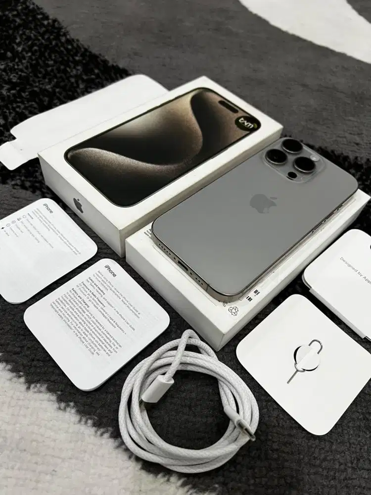iPhone 15 Pro 256GB Natural Titanium ex Resmi iBOX