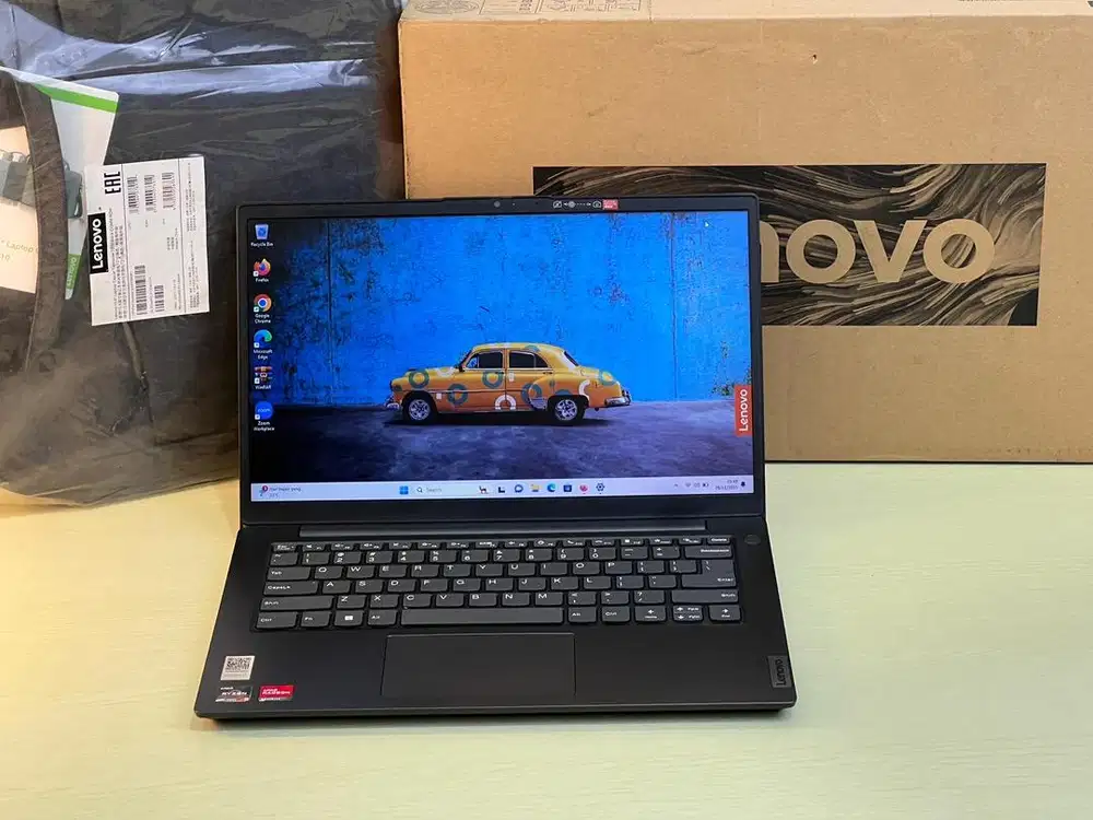 Lenovo V14 G2 Ryzen 3-5300U RAM 8 SSD 256 14 Inch Fullset Like New