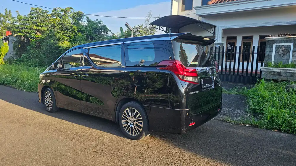 Toyota Alphard 2017 Bensin