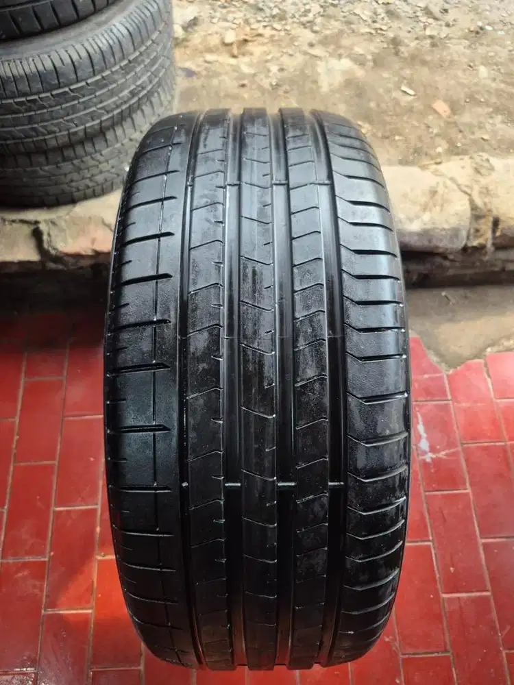 Ban copotan mercy gle pirreli pzero moe 275/45 R21 90% 2023..1pcs