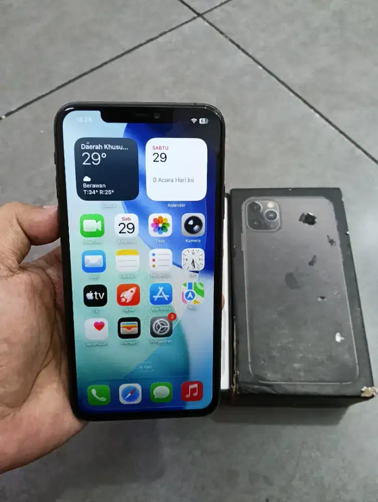 Iphone 11 pro max 64gb all operator fullset