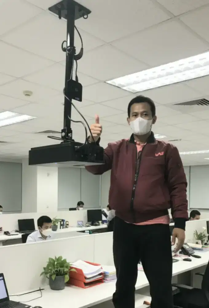 pasang & jual bracket buat gantungan proyektor infocus di plafon beton