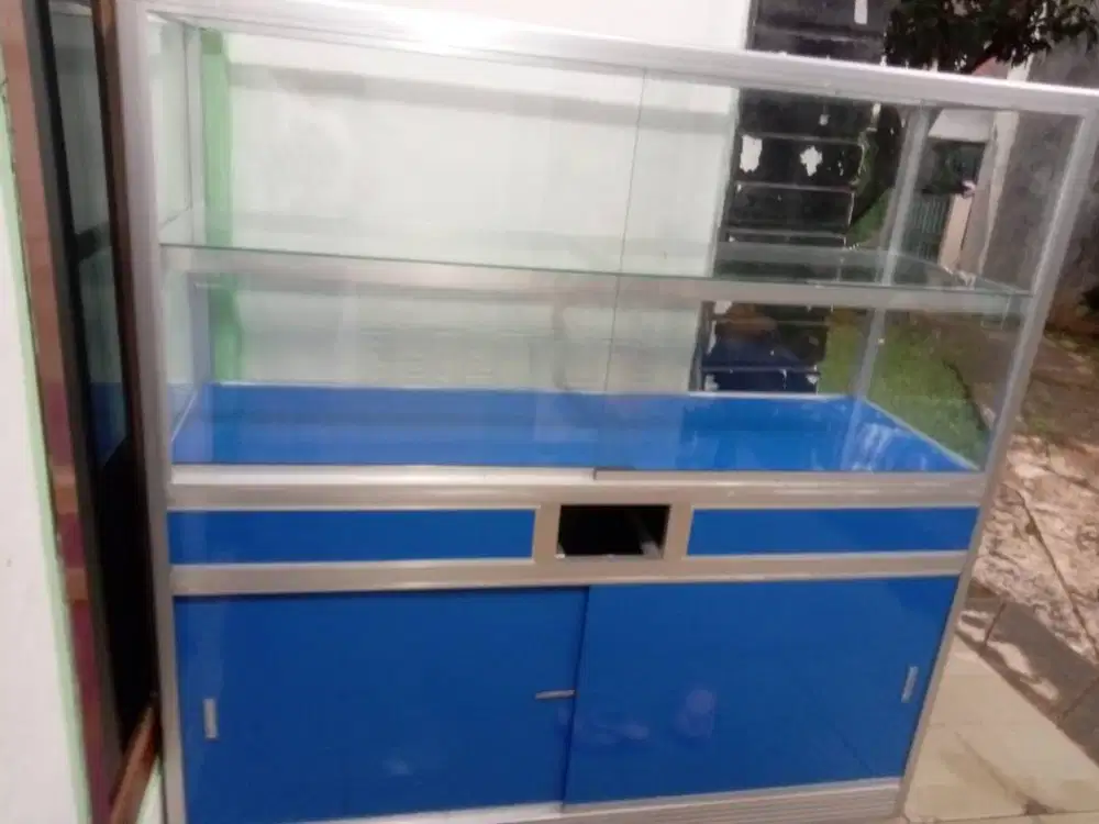 Etalase untuk jualan 1500000