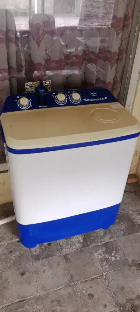 Dijual mesin cuci aqua 8 kilo normal mesin dinamo masih ori