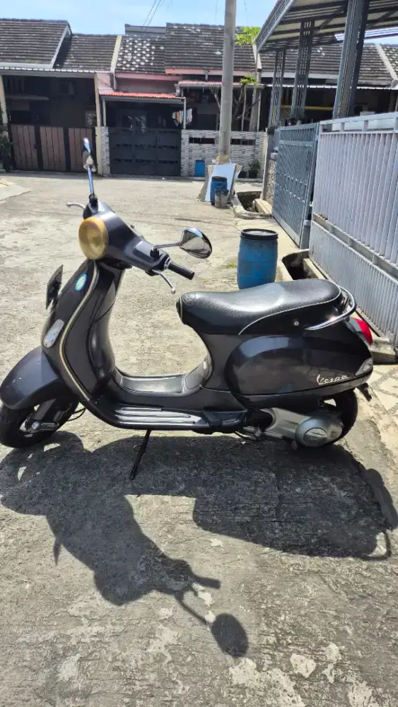 Vespa LX 150ie – Tampil Klasik, Mesin Modern!