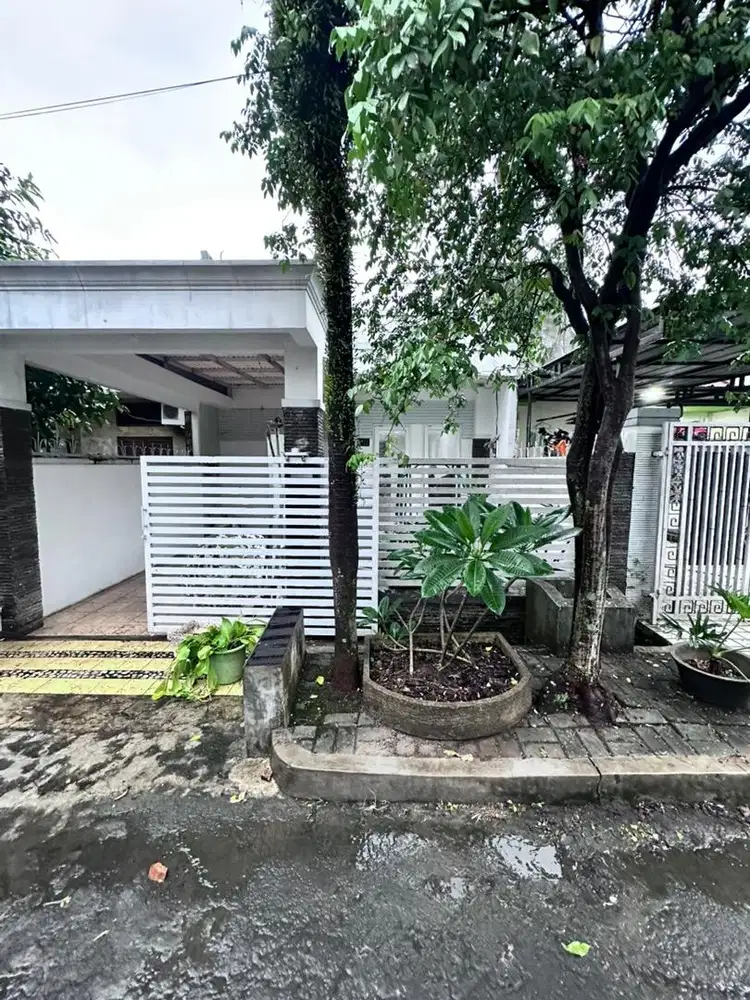 Disewakan Rumah Hunian Asri Terdekat Akses Tol dan Terminal Bus