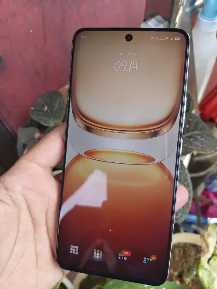 Vivo Iqoo Z10r 8/256 Fullset LikeNew