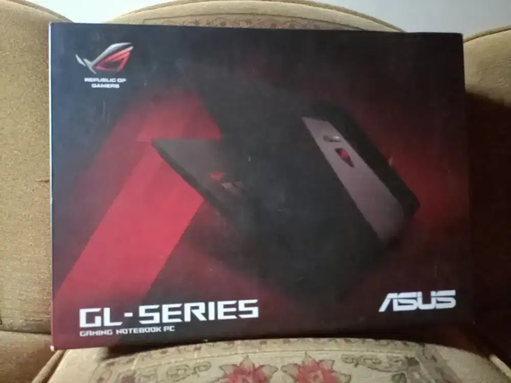 Laptop ASUS GL552JX gaming core i7 nvidia