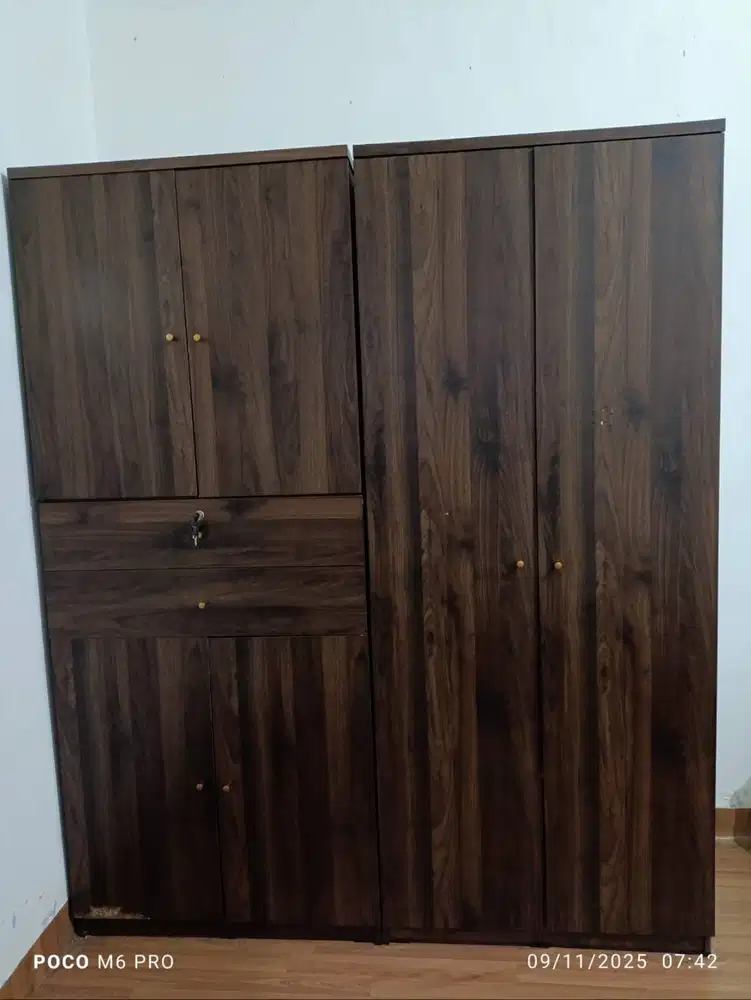 Lemari 4 Pintu Merek ProDesign