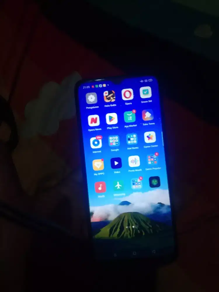 Di jual hp oppo A5 2020 pemakaian dari baru