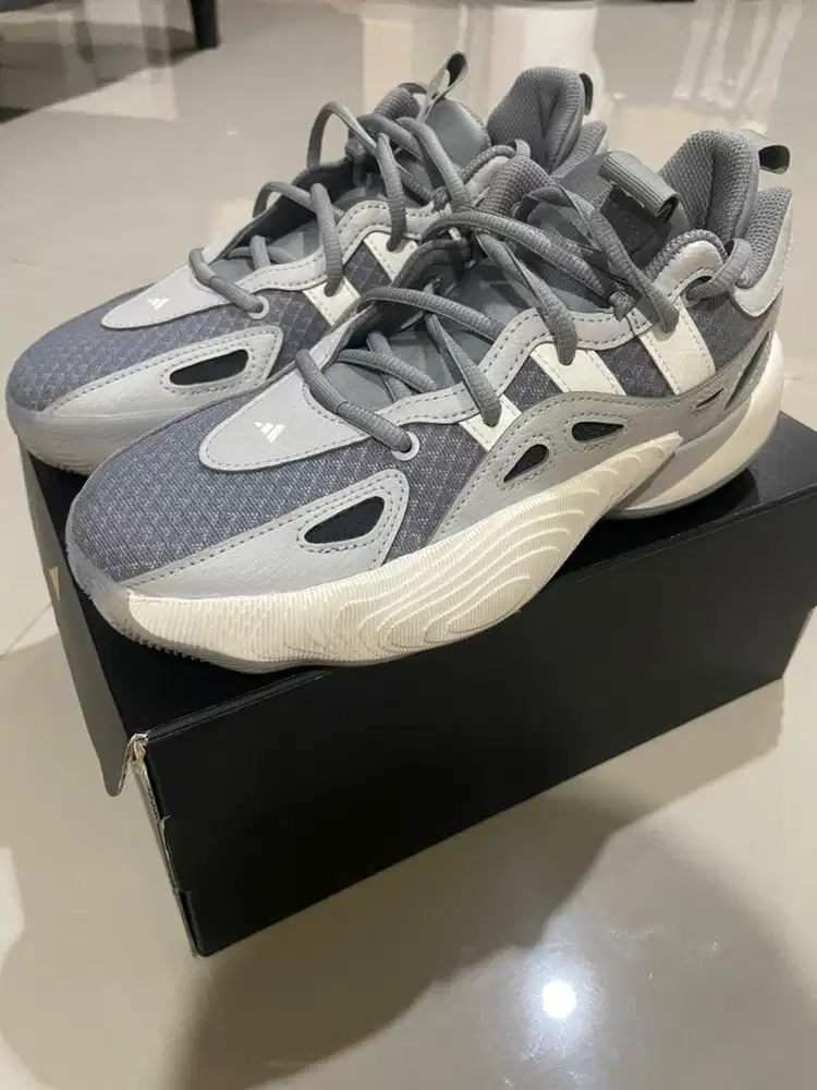 Adidas TRAE Unlimited 2 – Bekas 1x Pakai, Mulus Seperti Baru