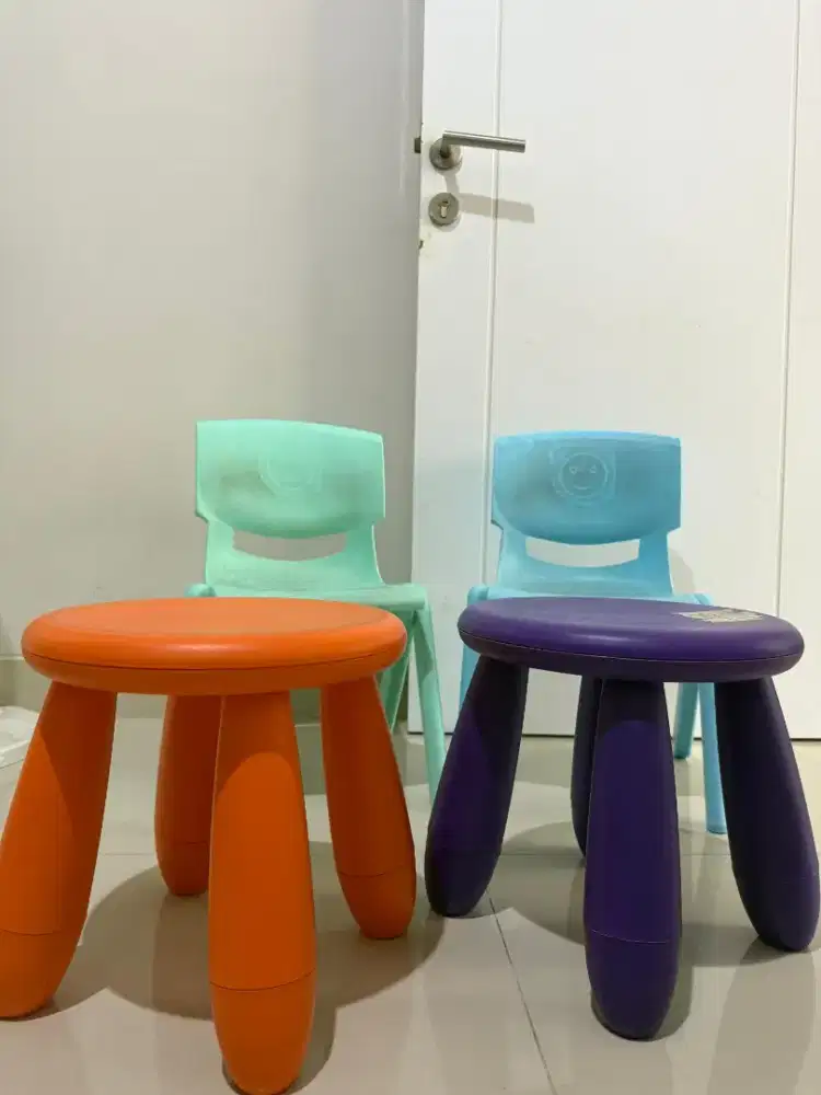 KURSI anak IKEA dan Informa