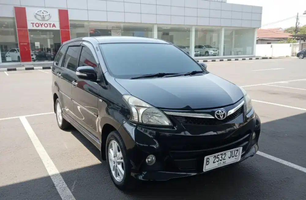 AVANZA VELOZ 1.5 AT 2013