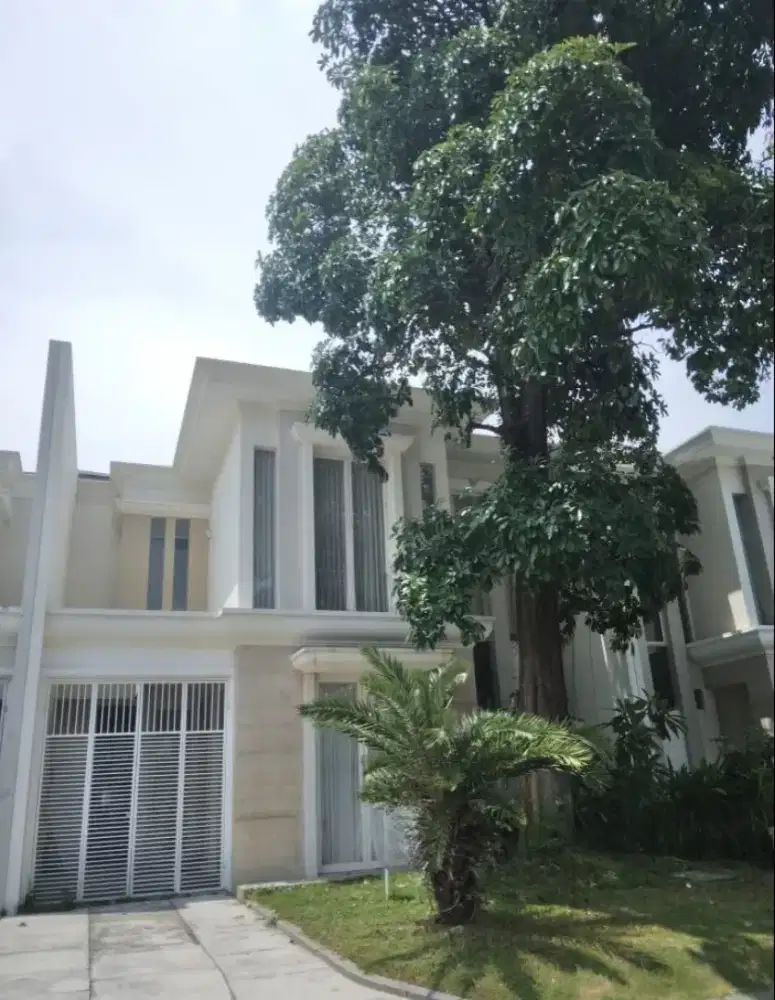 Pakuwon City‼️Jual Rumah Baru Semifurniture