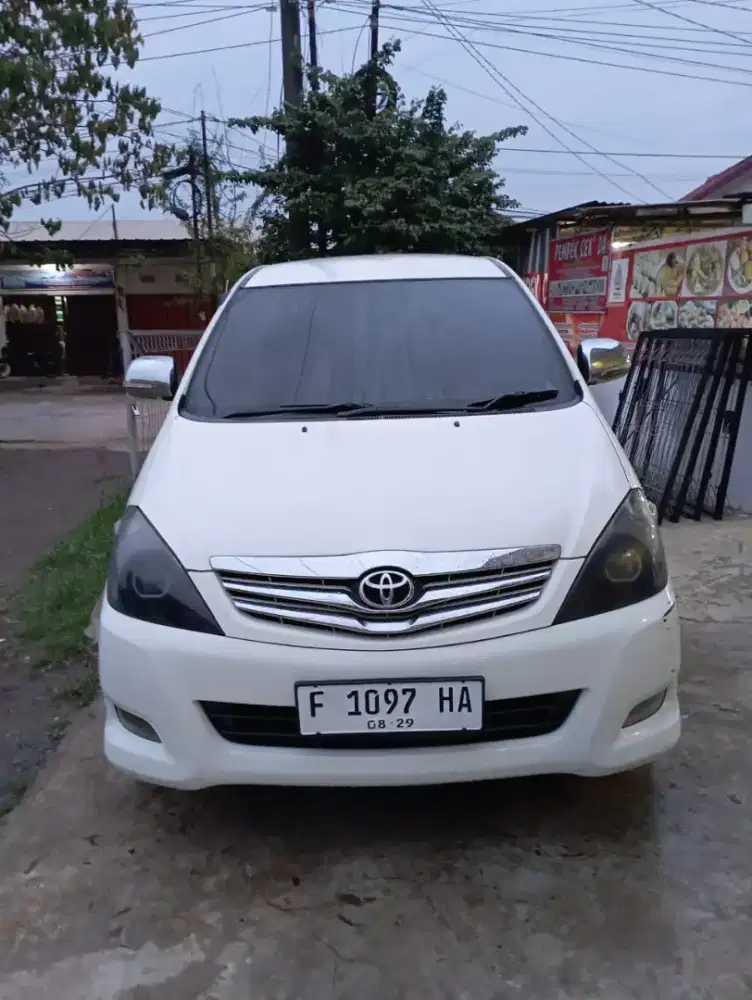 Jual cepat inova matic 2010