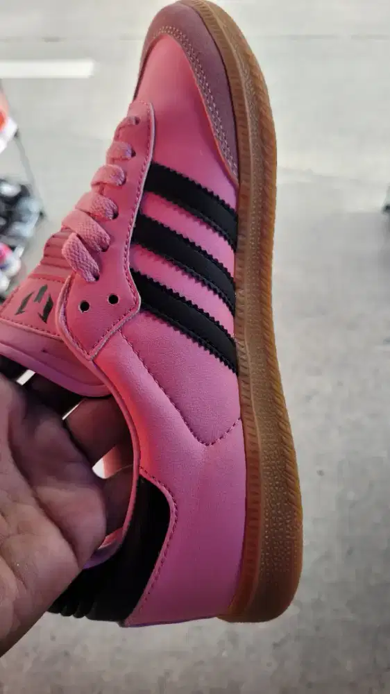 Adidas samba messi size 40