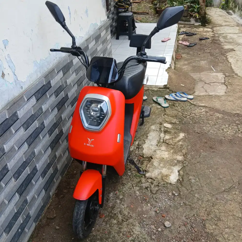 Dijual,Sepeda listrik Uwinfly M60