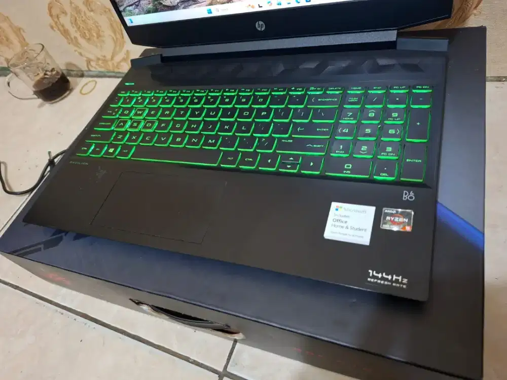 Laptop hp PAVILION GAMING 15-EC2XXX
