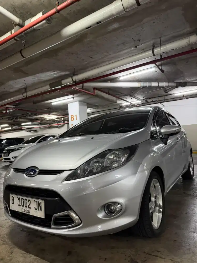 Ford Fiesta Type S 1.6 Automatic 2012