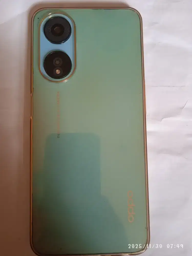 Jual hp oppo a78 kondisi ada apa nya.lcd normal