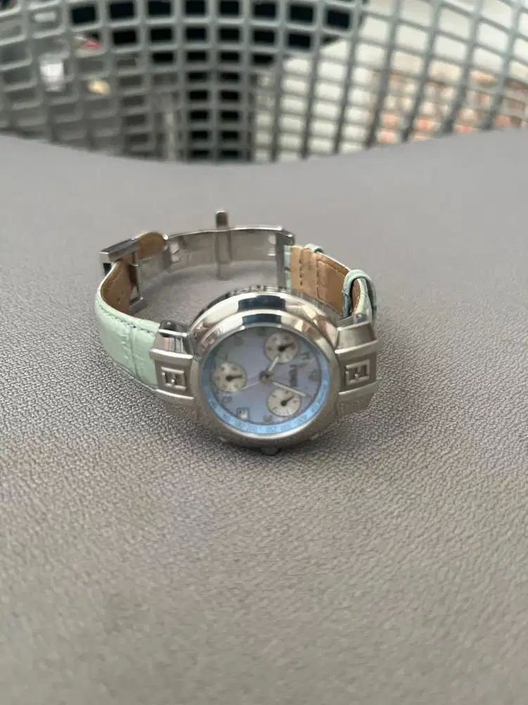 Jam Tangan Wanita Fendi