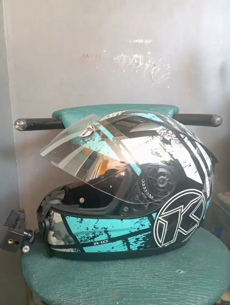 KYT motif bitu hitam mulus bonus breket cam